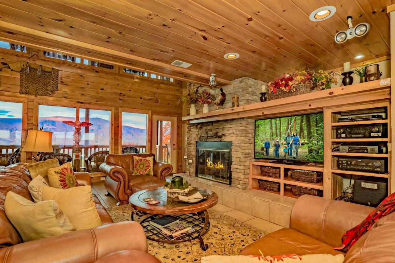 Tanasi Lodge - Reunions, Retreats, Weddings, Family Getaways Sevierville Eksteriør billede