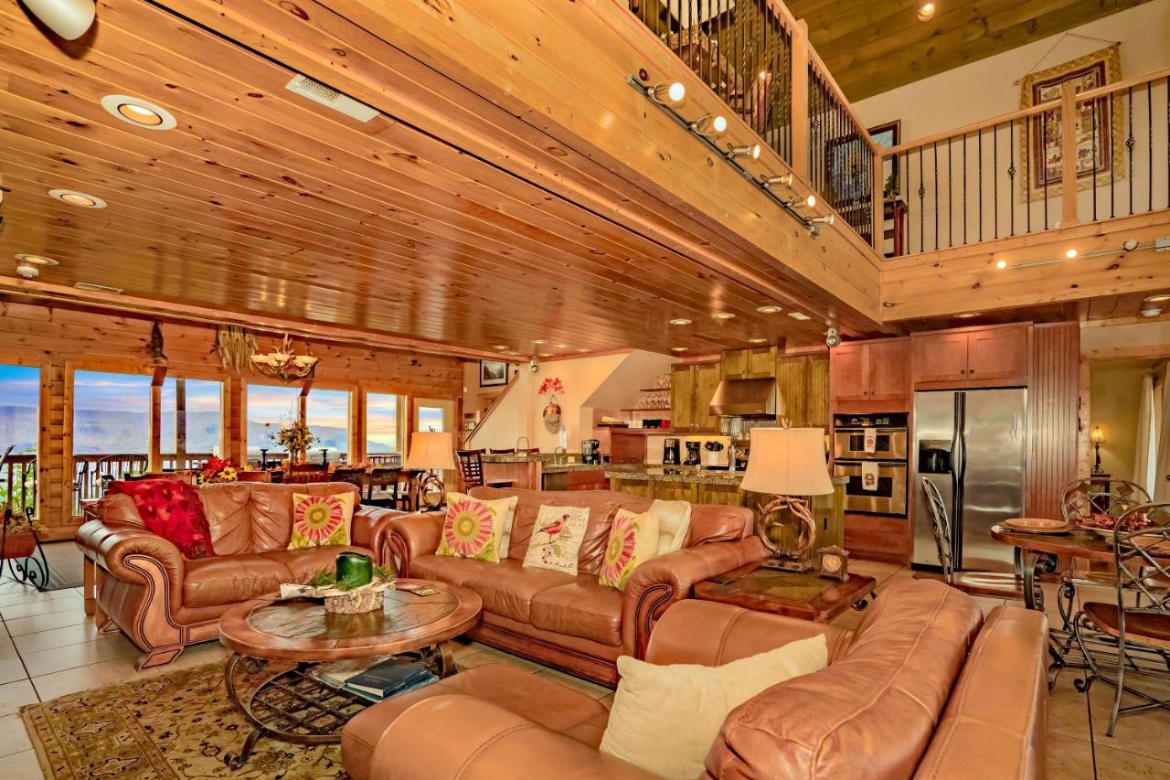 Tanasi Lodge - Reunions, Retreats, Weddings, Family Getaways Sevierville Eksteriør billede